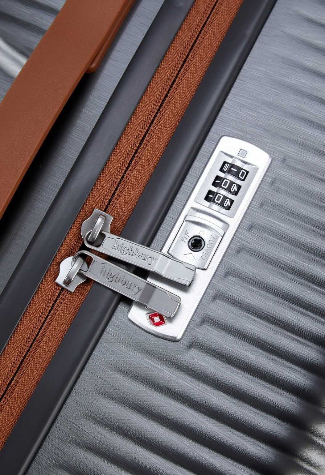 Highbury Elegance TSA Strong Hard 8-Wheel Spinner Luggage Cases 10-Year Warranty 3 Sizes Colours